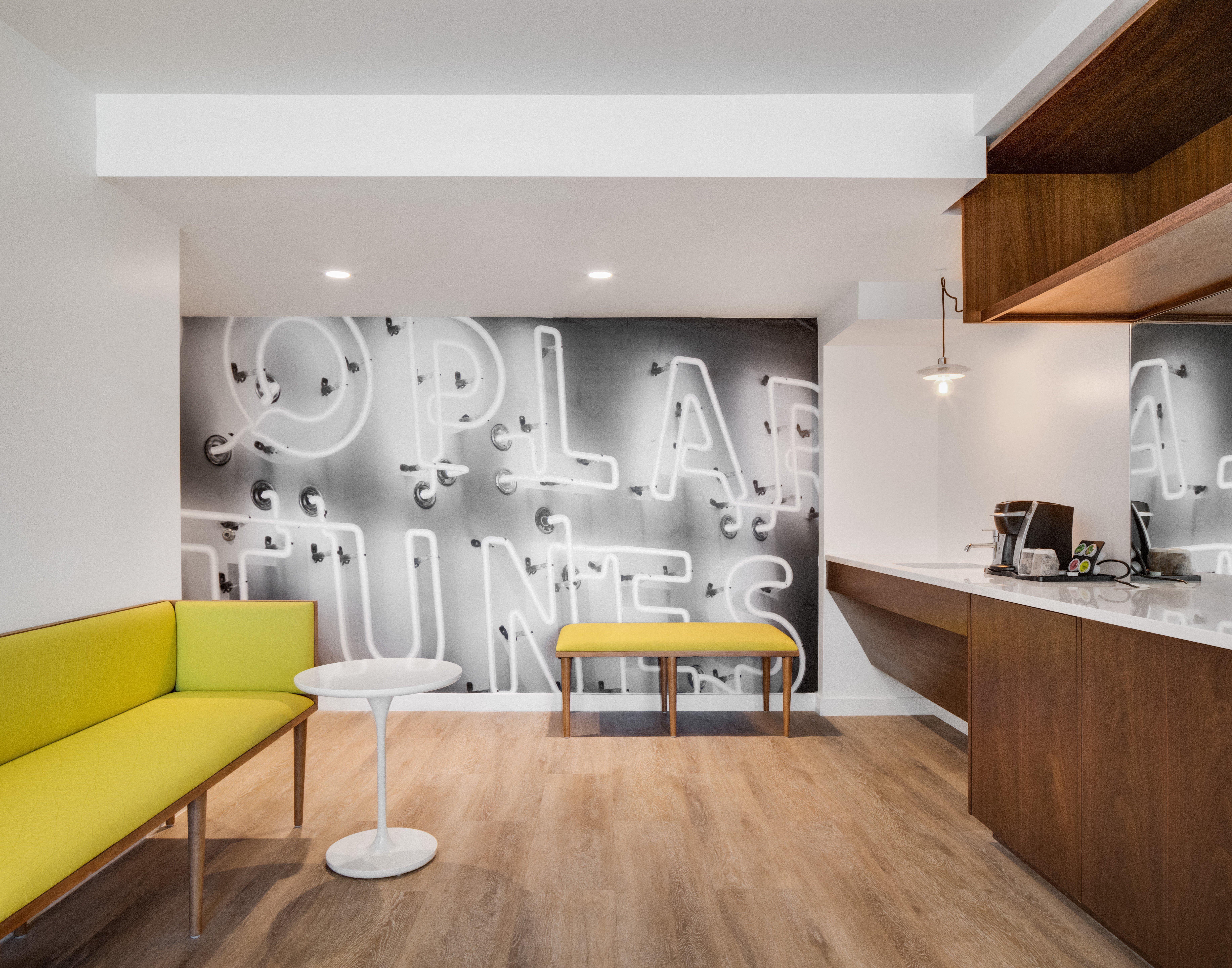 Econo Lodge Downtown Мемфис Экстерьер фото